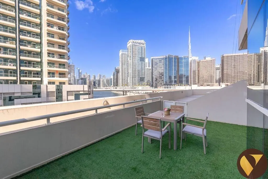 Apartamento Vogue With Big Terrace And Full Canal View, Partial Burj Khalifa View Located Business Bay, Marasi Drive - Mayfair Residence Dubai